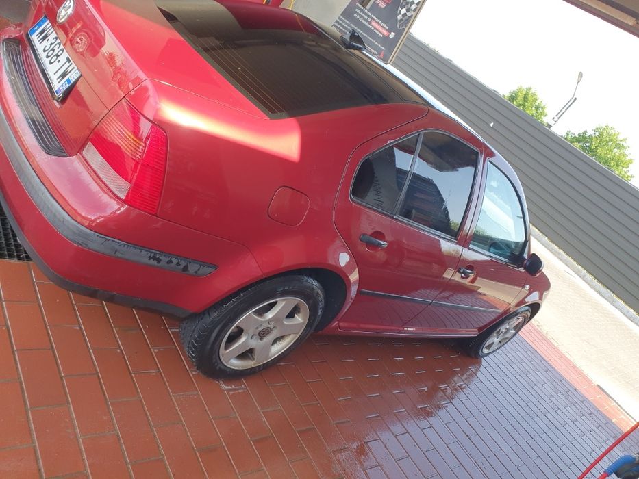 Dezmembrez Volkswagen bora 1.6 i SR