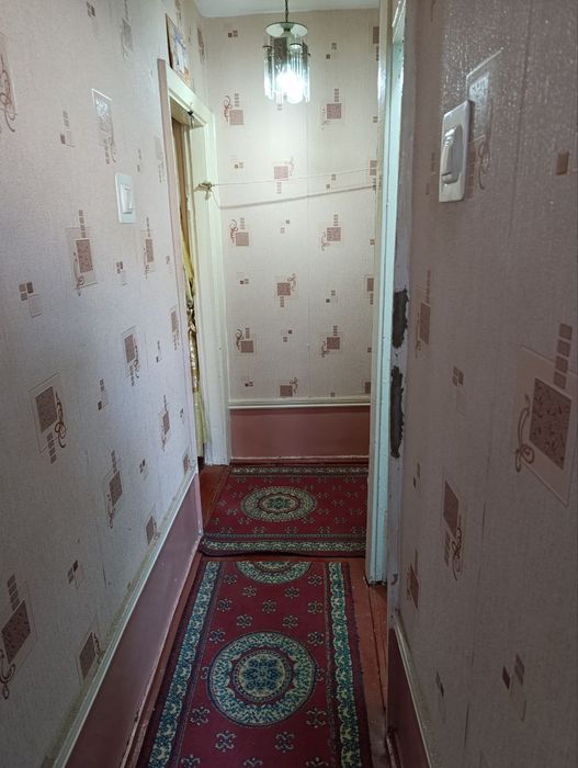 Сдаётся 2хкомнатная квартира напротив  Железнодорожной больницы