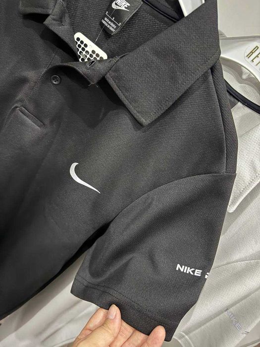 Nike Dri-Fit тениска с яка