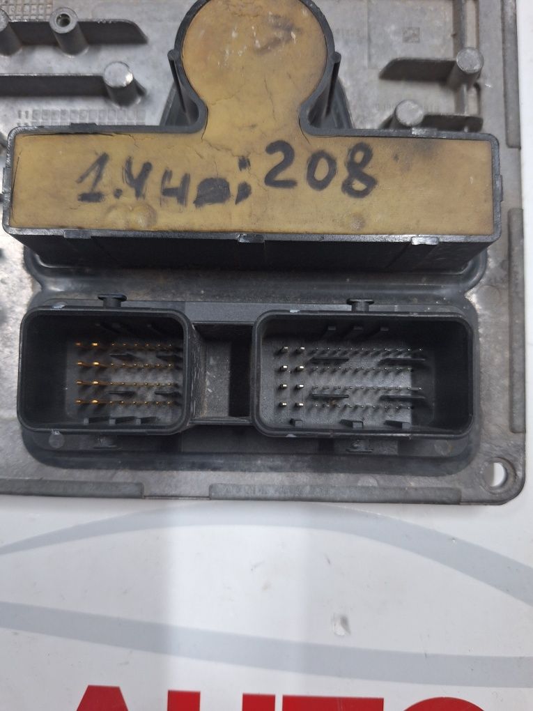 Компютър двиганел за Peugeot 208 1.4 E-HDI