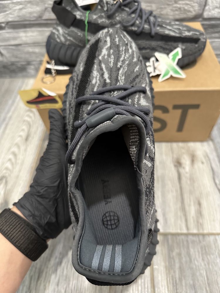 36-46 Yeezy 350 v2 MX Dark Salt