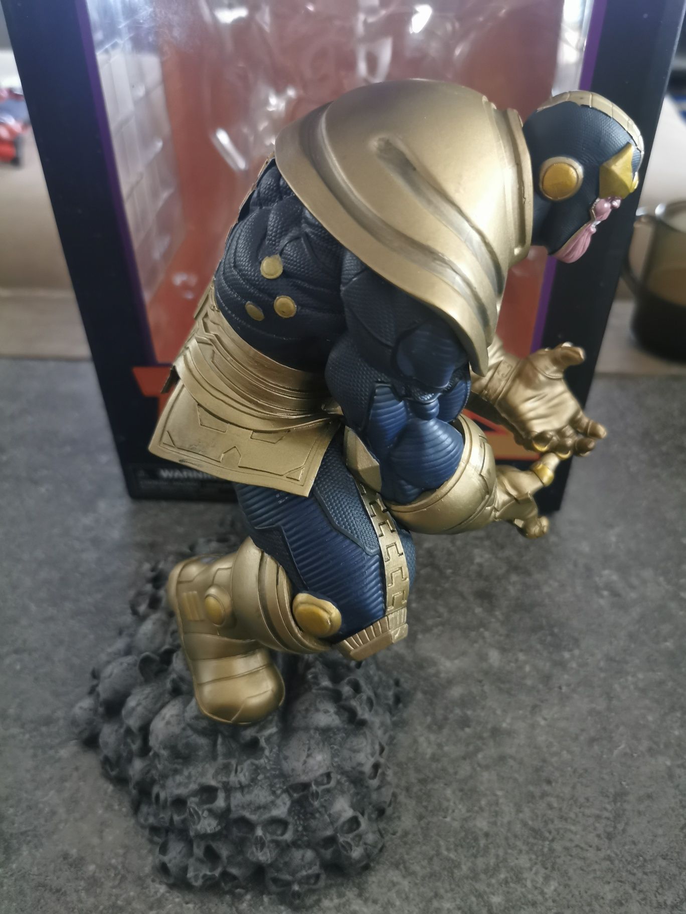 Diamond Select Marvel Gallery: Thanos