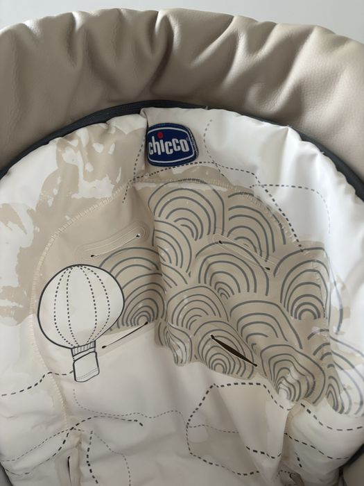 Scaun de masa bebe Chicco