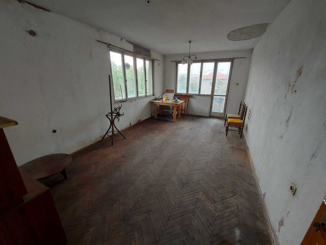 Продава се Четиристаен апартамент в Търговище, Център - 120 кв.м за 659 €/кв.м - Снимка #10