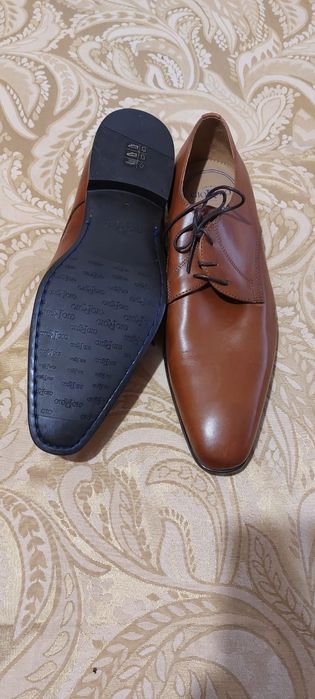 Pantofi  piele produs nou nr  - 44