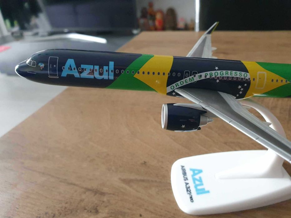 Macheta avion Azul din Brazilia A321neo | Perfect pt cadou