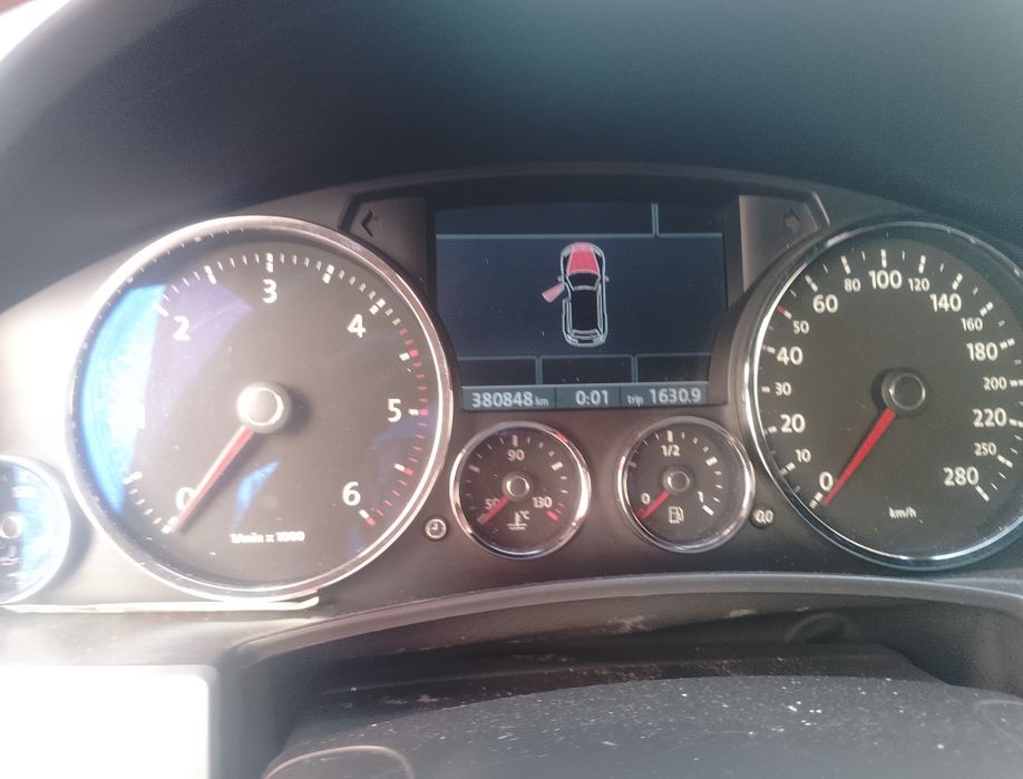 Se vinde VW Tuareg v6