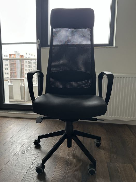 Scaun de birou Ikea Markus (M) gri inchis