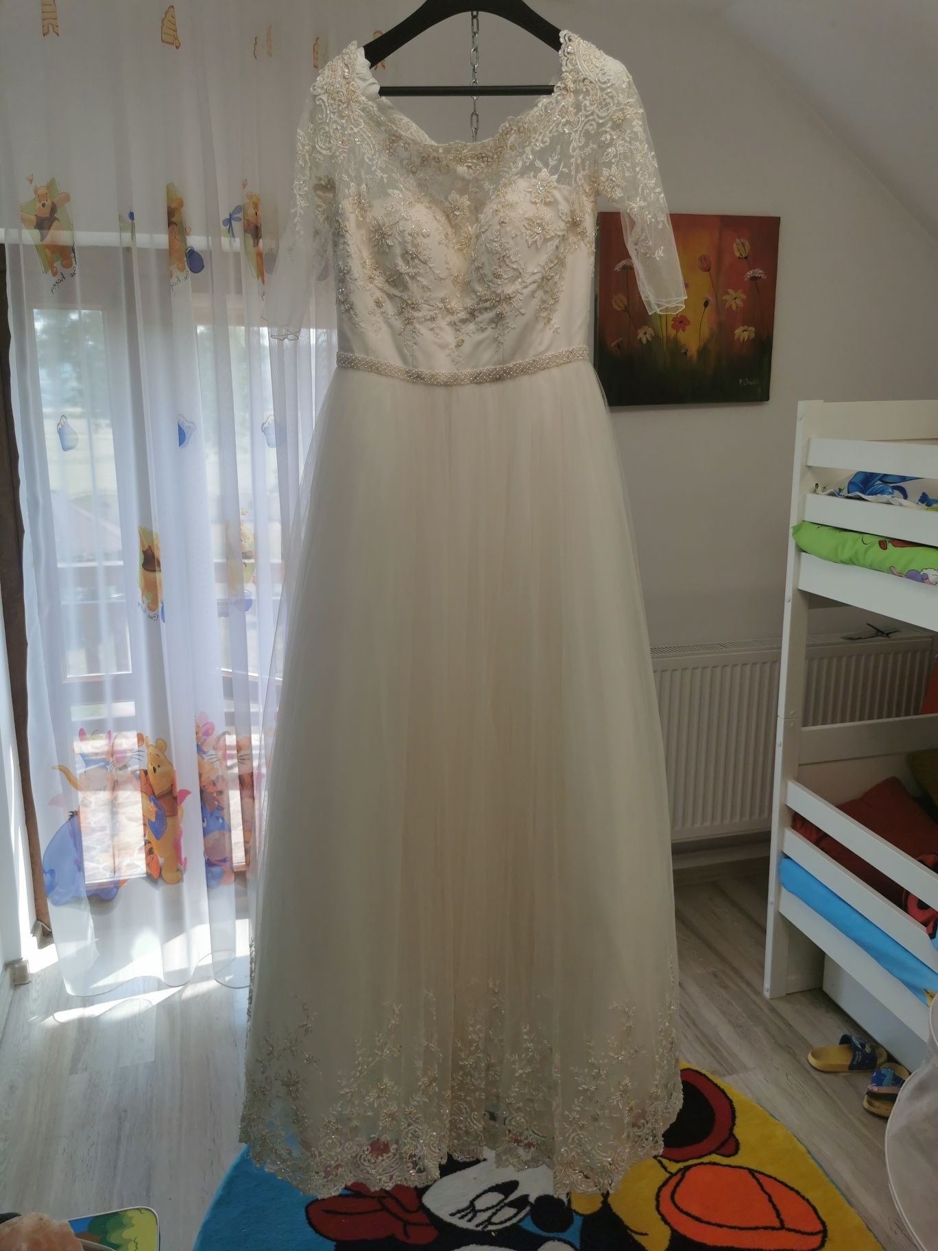 Rochie de mireasa impecabila, white lady