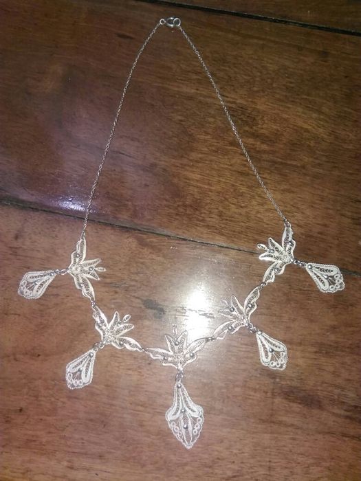 Продавам Шотландска сребърна филигранна антикварна огърлица