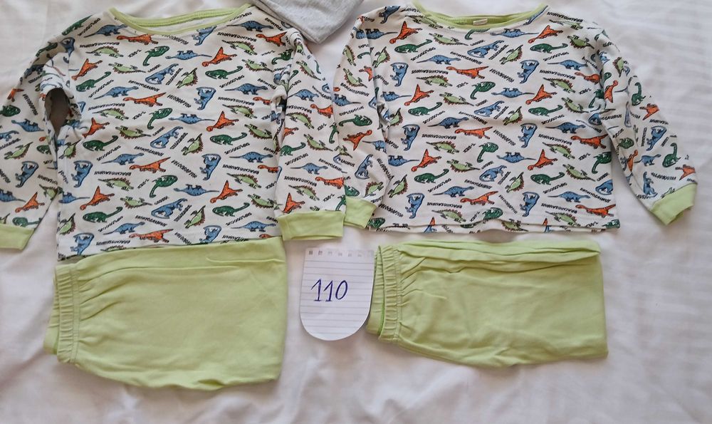 Продавам запазени дедски дрешки в размер- 110