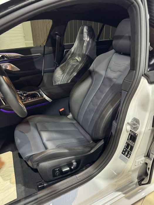 Bmw M850i год 2025