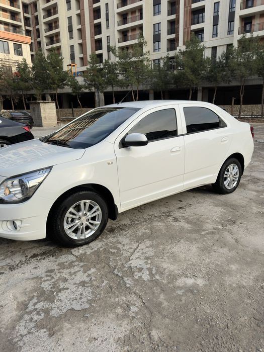 Кобальт 2022-год 4-позиция Автомат