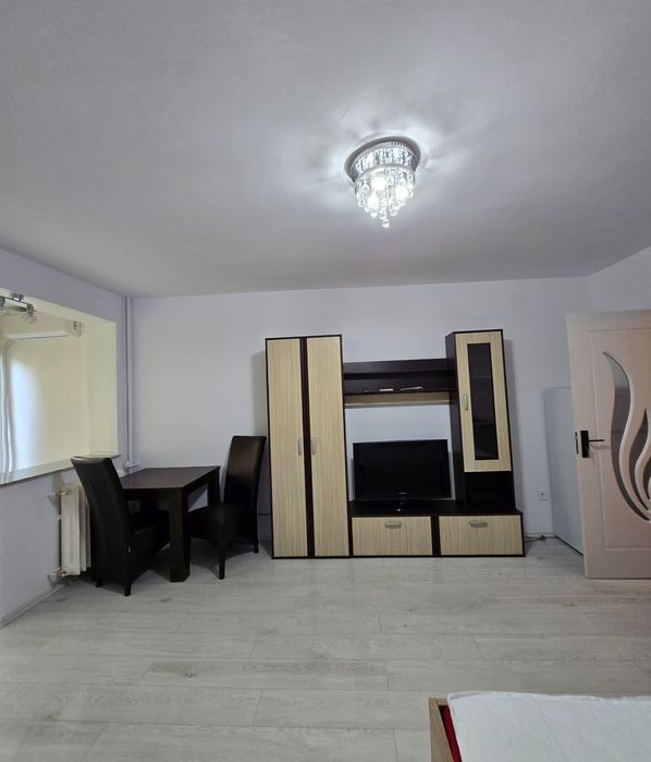 Direct de la proprietar închiriez apartament în Circumvalatiunii