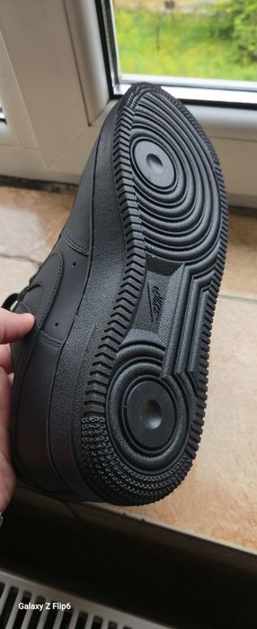 Adidași Nike Air Force 1.noi in cutie mărimea 42  originali.350 lei