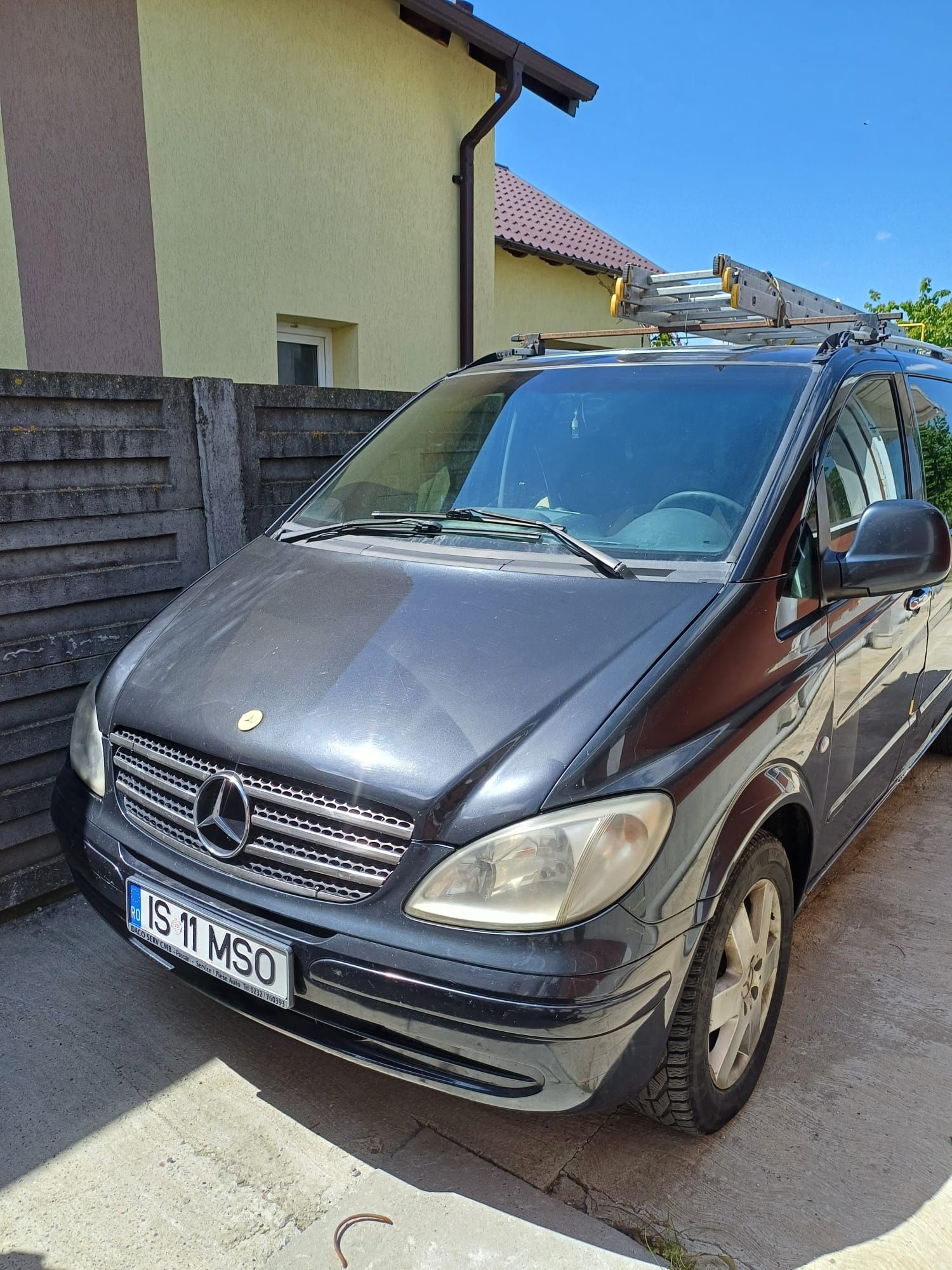 Vând mercedes vito