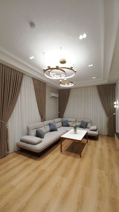 Eng soʻngi dizaynda pardalar va jalyuzilar hizmati