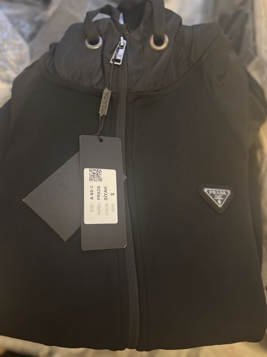 Мъжки екипи на Prada и Emporio Armani Топ качество размери от S - 2Xl