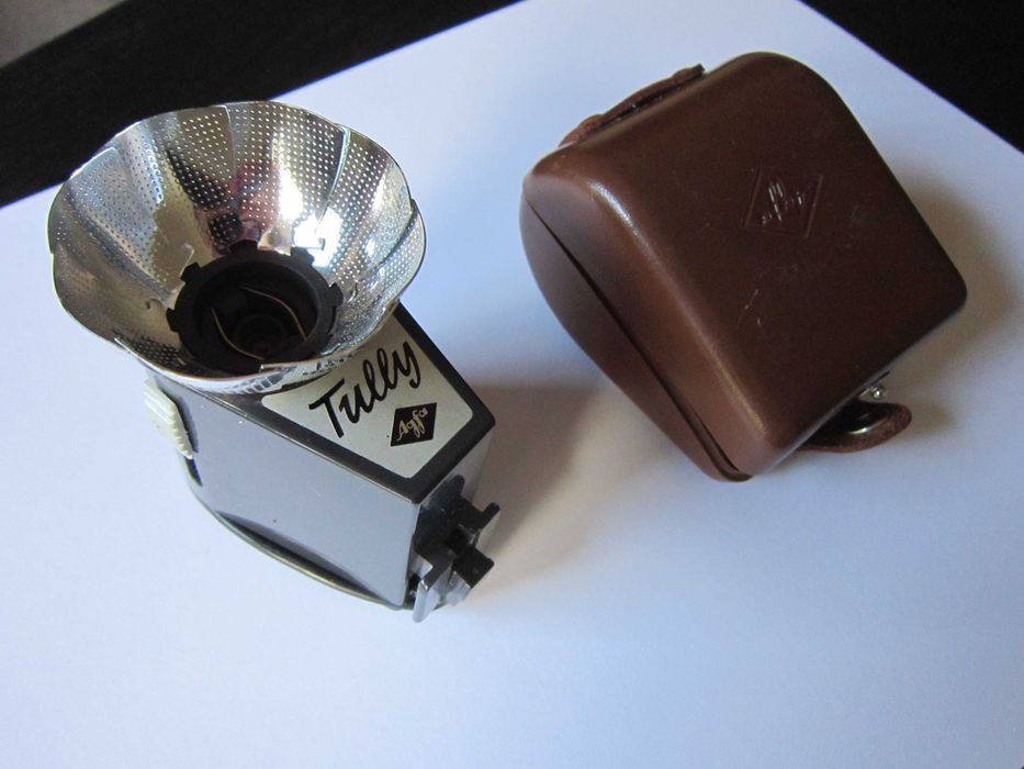 Tully vintage Blitz flash Agfa