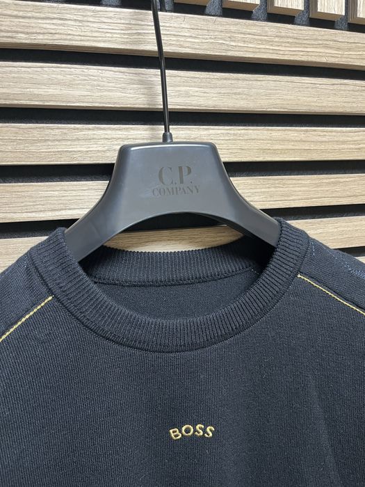 Hugo Boss : Roldi  Wool Knit - Нов размер М / Оригинал