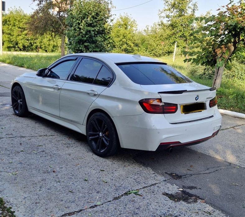 Dezmembrez bmw seria 3 f30 M  2.0 3.0 capota trager aripa bara motor