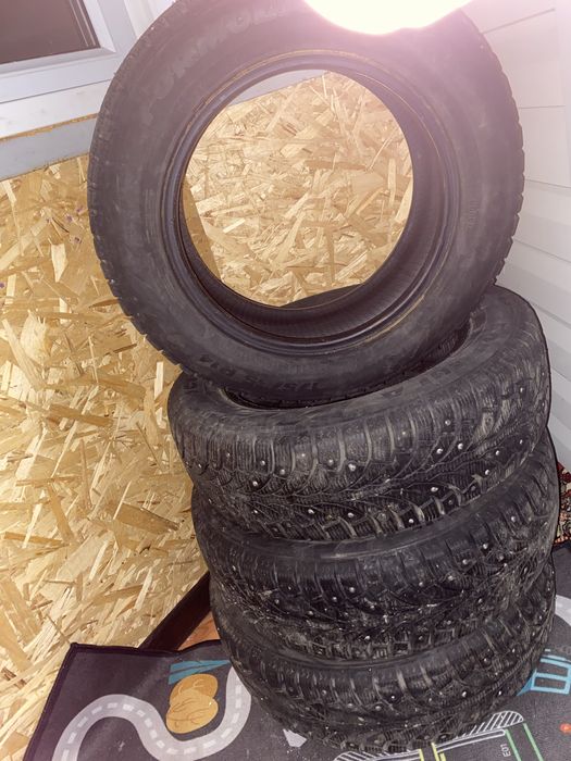 Продам зимние покрышки, размер 175/65R14, состояние б/у