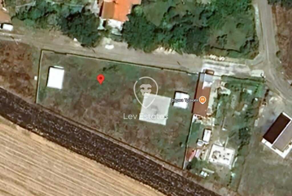 Парцел с гараж в село Александрово, област Бургас
