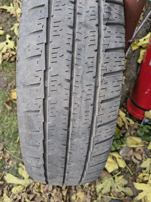 Vînd două cauciucuri continental dot 2024 folosite.