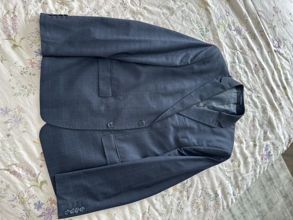 Мужские костюмы в комлекте с брюками