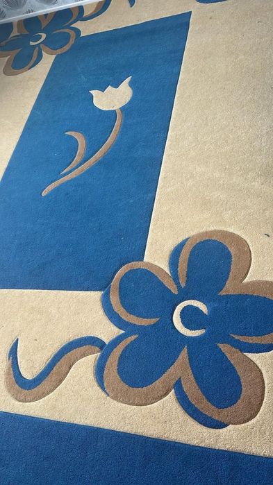 Продам ковры, в наличии 3шт