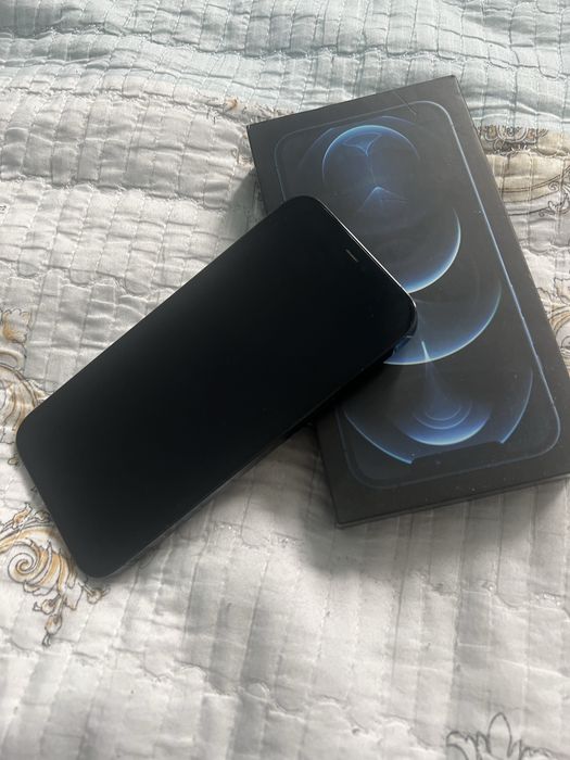 Продам Айфон 12 Про макс