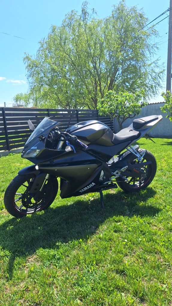 Vând yamaha yzf R125 gen 2