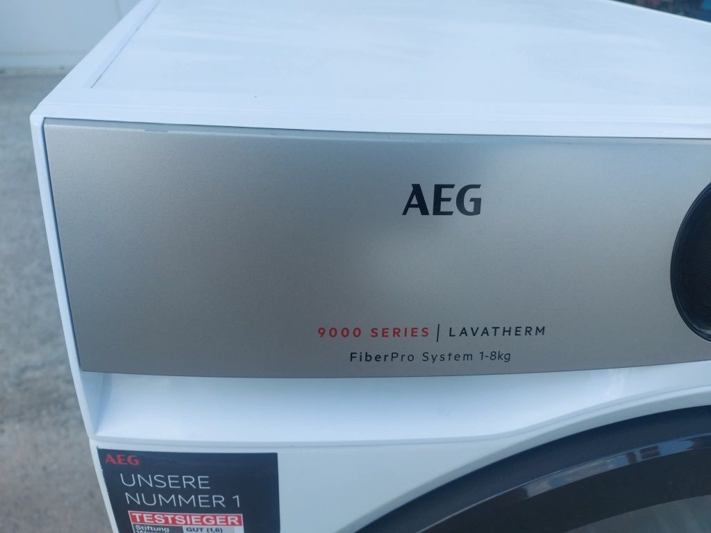 Сушилня AEG 9000
Lavatherm
FiberPro System
Цена:690 лв.
Капацитет 8 кг