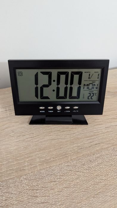 Ceas digital pentru casă/birou