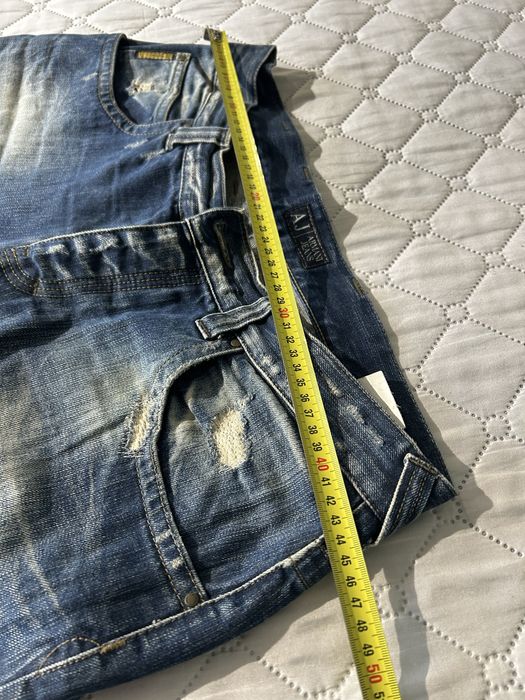 AJ Armani Jeans оригинални дънки в перфектно състояние