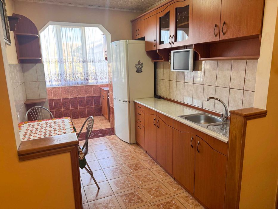 Vand apartament 2 camere, tip PB, decomandat, Rogerius