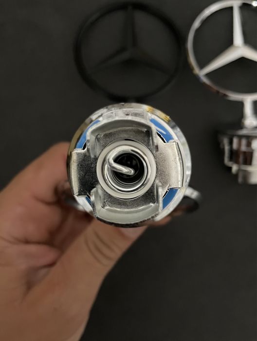 Emblema capota Mercedes argintiu negru mat metal stea 44mm Class C E S