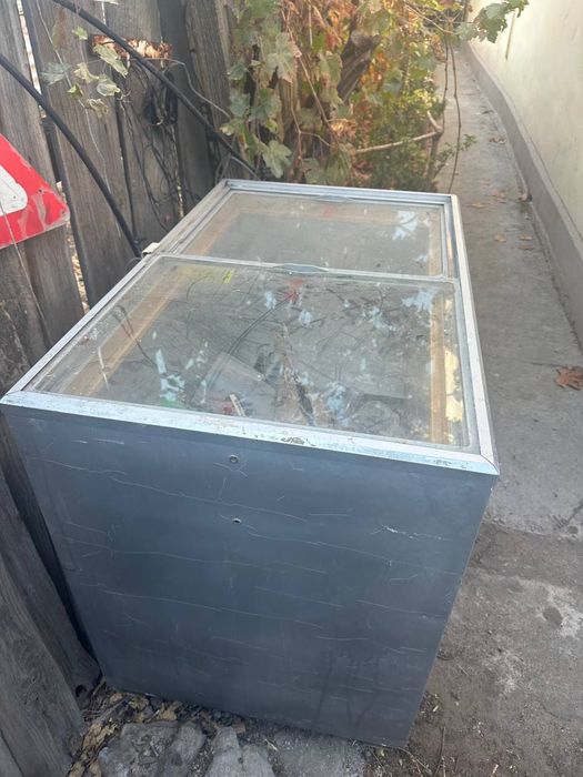 Морозильник гроб