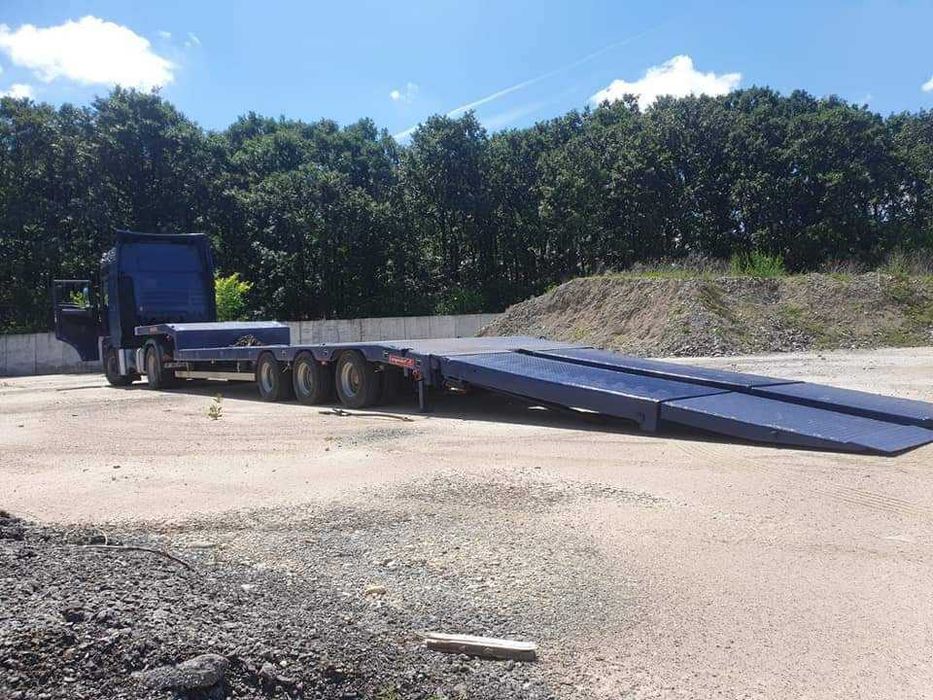 Inchiriez cilindru compactor, de terasament 12tone