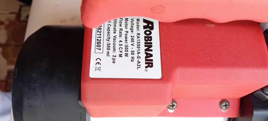 Pompa electrică vacum ROBINAIR