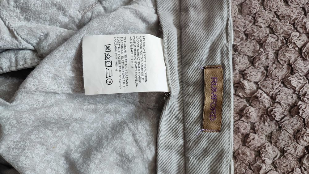 Мъжки панталон RUMFORD в светлосив цвят. Подходящ за размер EU48 (S-M)