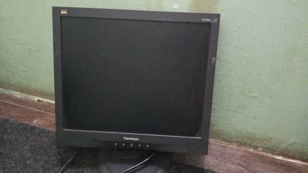 монитор  ViewSonic  17 диагональ