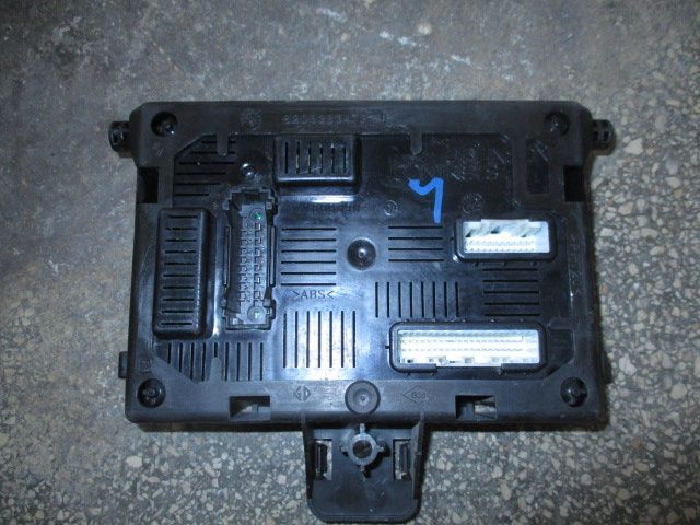 Modul calculator BSM Renault Clio III 3 Modus 1,2 benzina an 2008-2015