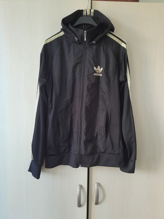 Оригинална горница Адидас+подарък горница Адидас