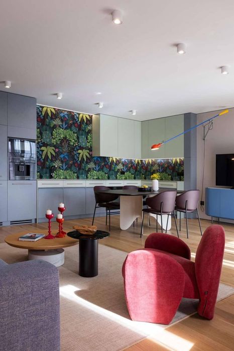 Дава се под наем Тристаен апартамент в София, Изток - 120 кв.м за 2499 € - Снимка #4