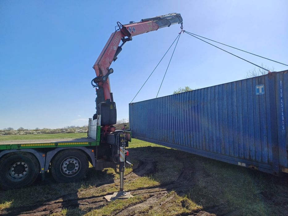 Camion Macara Platformă Hiab Containere