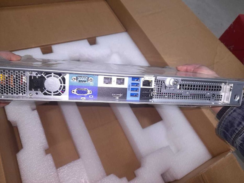 сервер от леново, thinkserver rs 140 s1