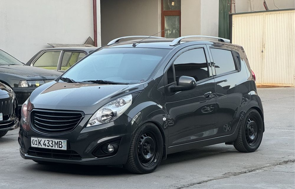 Спарк 2022 автомат продается