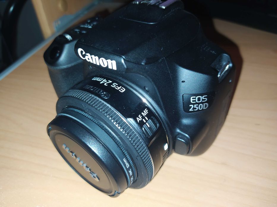 Canon 250d /SL3/