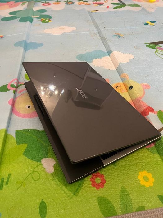 Ноутбук сатылады